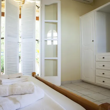 Lägenhet Kantouni Svoronata